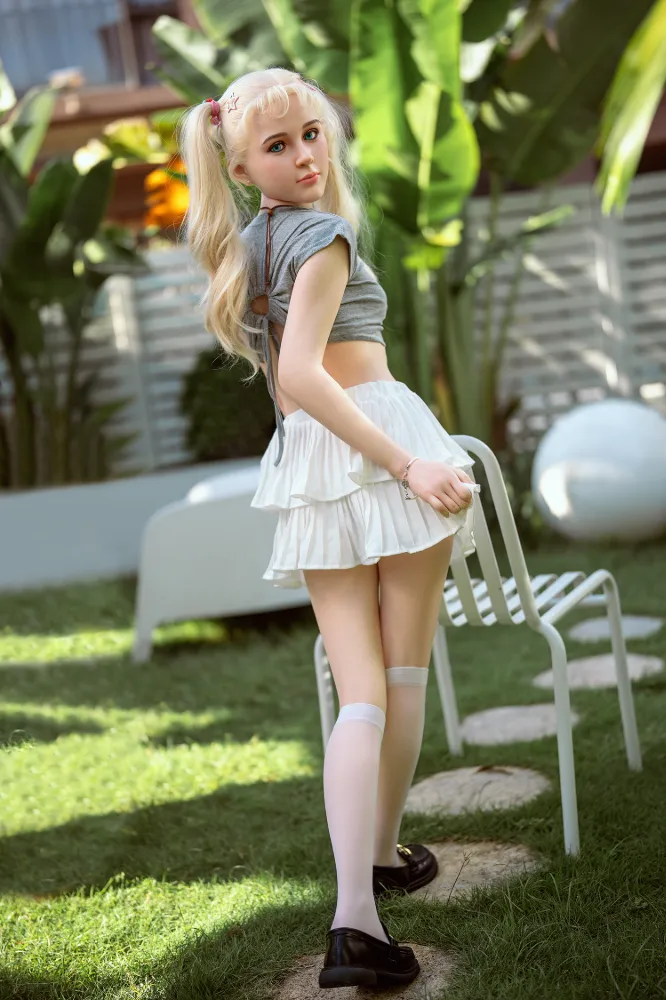 150cm (4ft11) Aカップ 魅惑的で甘いブロンド リアルな小胸 シリコン ラブドール Chloe ヘッド #S22